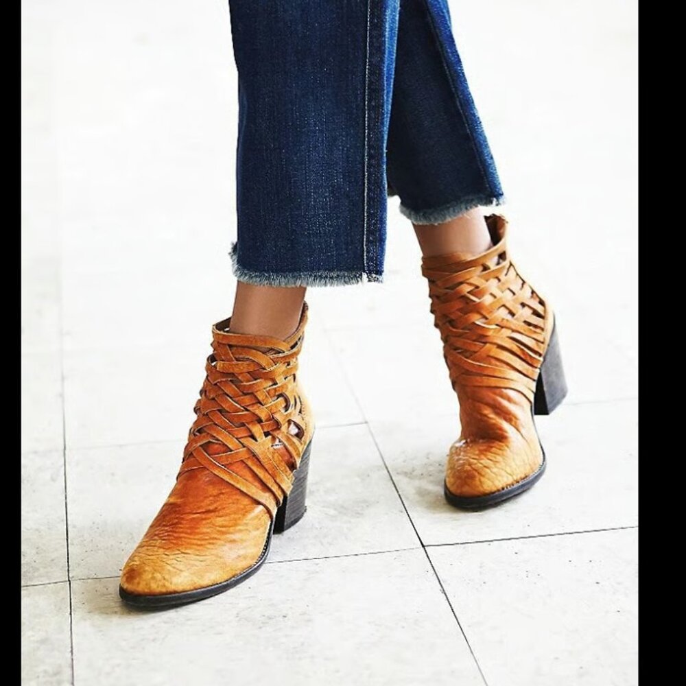 Free People Carrera Heel Lattice Leather Bootie sz 7.5